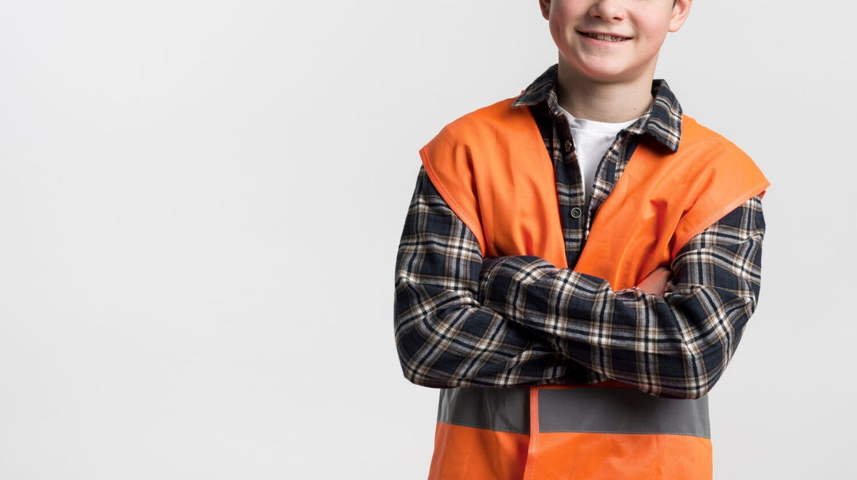 Hi-Vis Print Placement & Compliance: Logo Size, Tape Rules, Visibility Zones